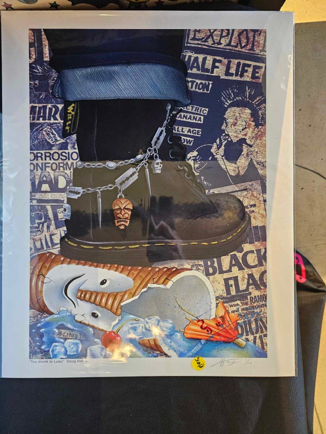 アート・デザイン・音楽 Embarrassment of Riches : Photographs Vision Crystal Tondo - Paper Print – CoSM Shop